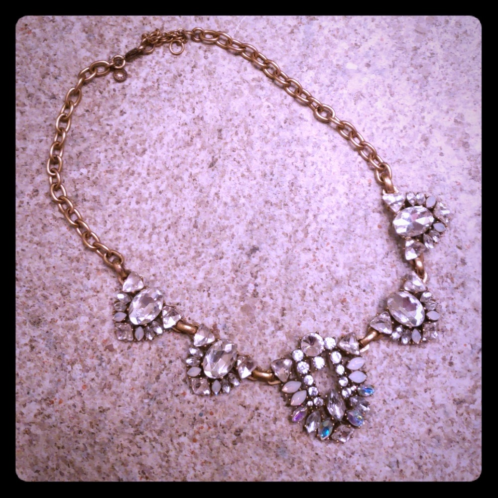 Stunning statement necklace